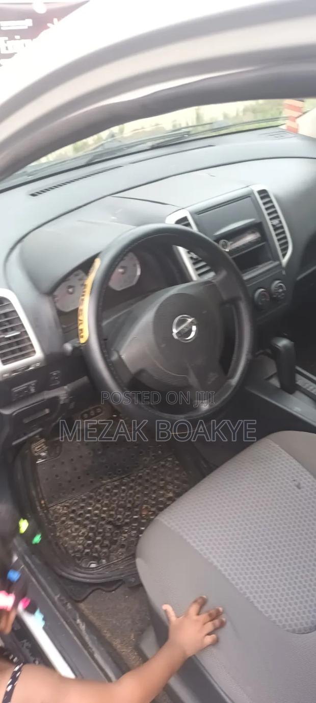 Nissan Wingroad 2015 Silver