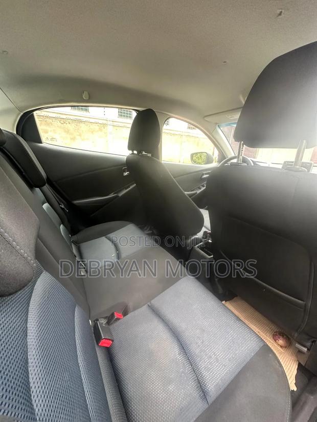 Toyota Yaris iA 1.5 FWD 2017 Gray