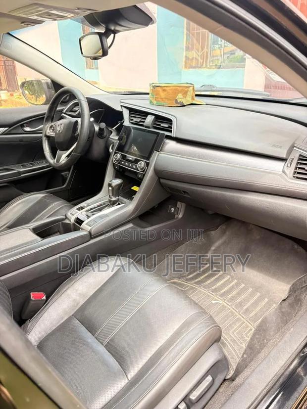 Honda Civic 2018 Black