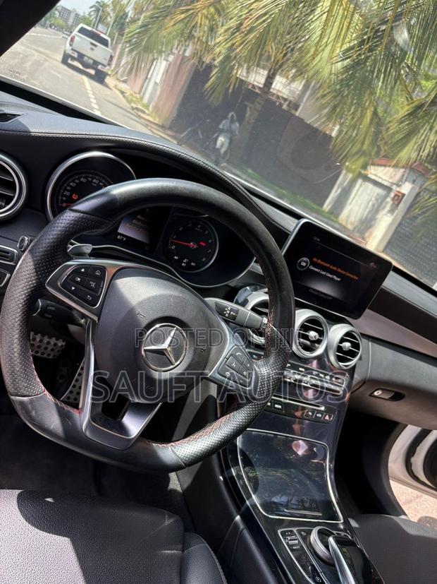 Mercedes-Benz C300 Sport 4Matic Sedan AWD (2.0L 4cyll 7A) 2016 White