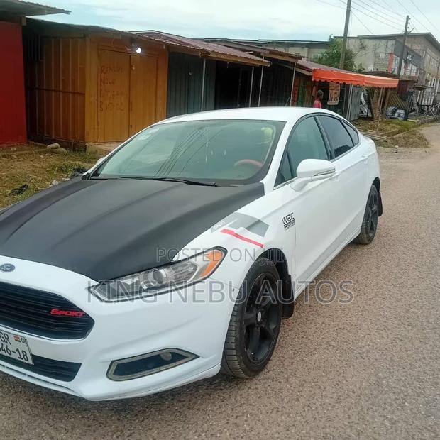 Ford Fusion S 4dr Sedan (2.5L 4cyl 6A) 2014 White