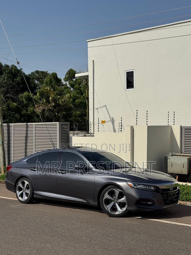 Honda Accord Sport (1.5L 4cyl Turbo 6M) 2019 Gray