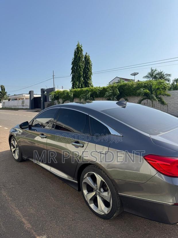 Honda Accord Sport (1.5L 4cyl Turbo 6M) 2019 Gray