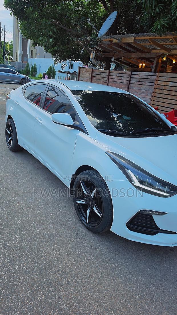Hyundai Elantra GLS Sedan FWD (1.8L 4cyl 6A) 2013 White