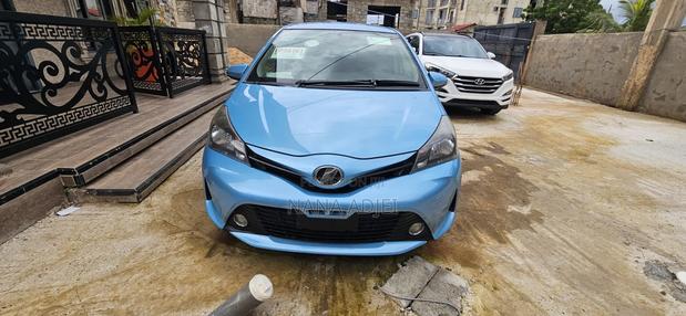 Toyota Vitz 2016 Blue