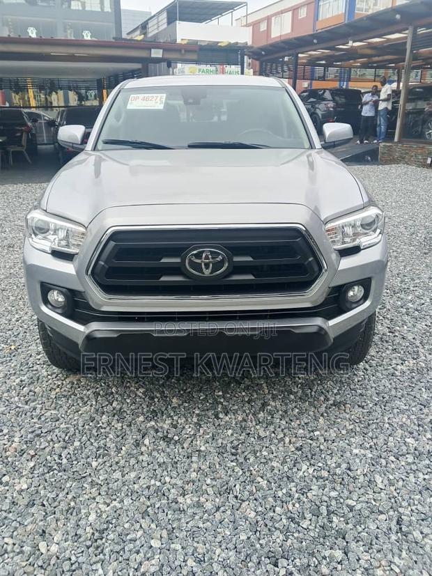 Toyota Tacoma 2022 Gray