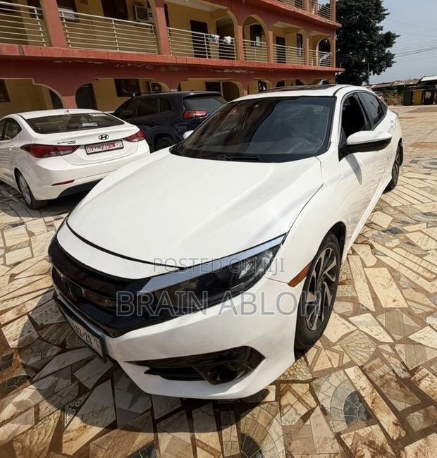 Honda Civic EX 4dr Sedan (2.0L 4cyl) 2017 White