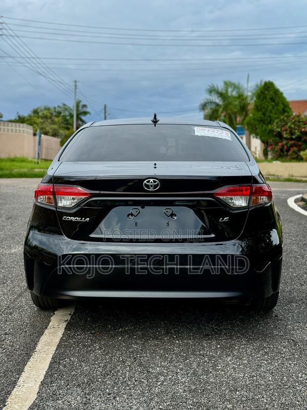 Toyota Corolla LE 2020 Black