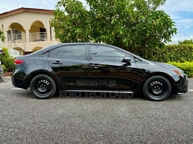 Toyota Corolla LE 2020 Black