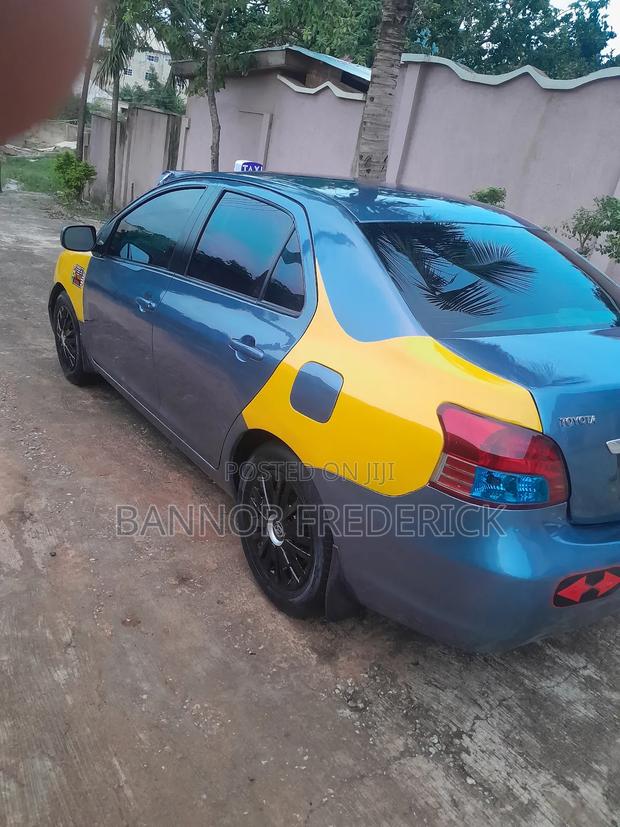 Toyota Yaris 1.5 2009 Blue