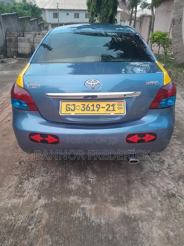 Toyota Yaris 1.5 2009 Blue