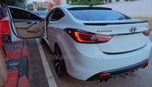 Hyundai Elantra GLS Sedan FWD (1.8L 4cyl 6A) 2013 White