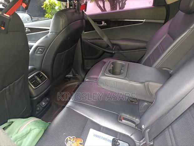 Kia Sorento 4dr SUV 2016 Gray