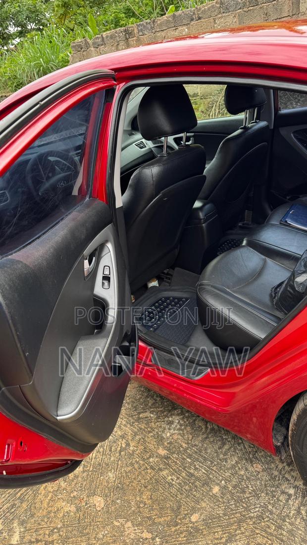 Hyundai Elantra Limited 4dr Sedan (1.8L 4cyl 6A) 2015 Red