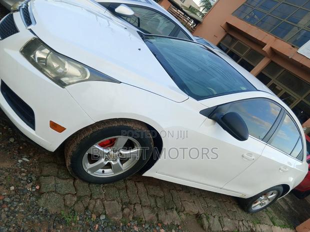 Chevrolet Cruze 1LT 4dr Sedan (1.4L 4cyl Turbo 6A) 2014 White