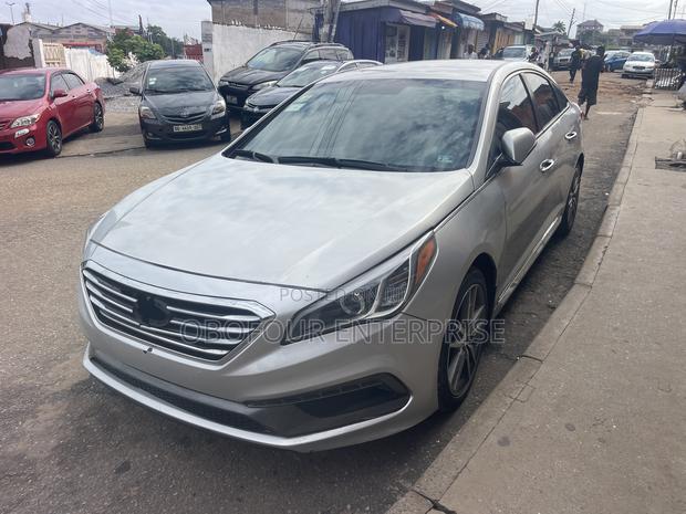 Hyundai Sonata GLS 4dr Sedan (2.4L 4cyl 6A) 2014 Silver