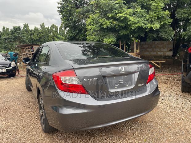 Honda Civic 2012 Gray