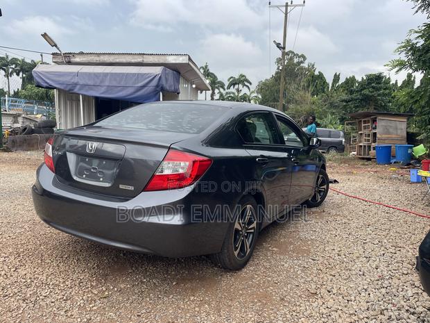 Honda Civic 2012 Gray
