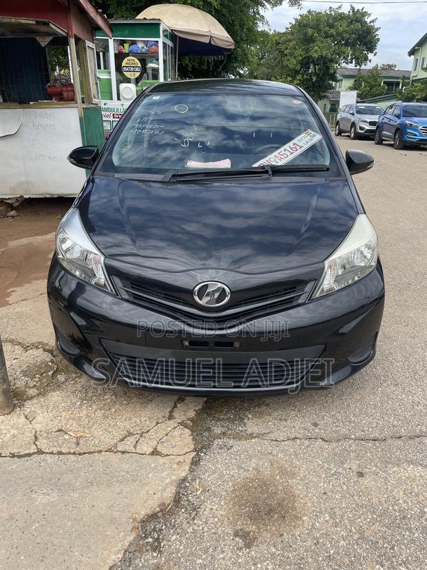 Toyota Vitz 2014 Black