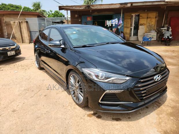 Hyundai Avante 2017 Black