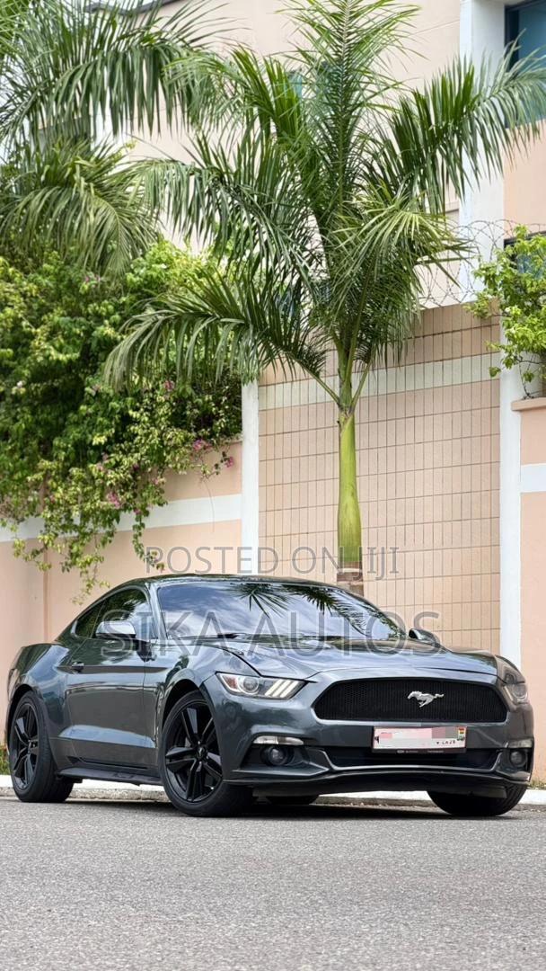 Ford Mustang EcoBoost Premium Fastback 2019