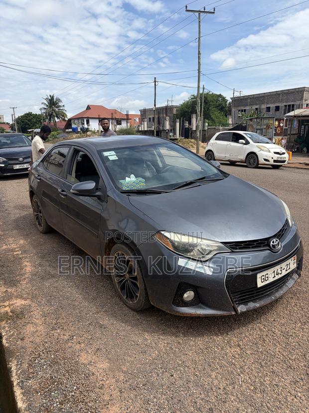 Toyota Corolla 2014 Silver