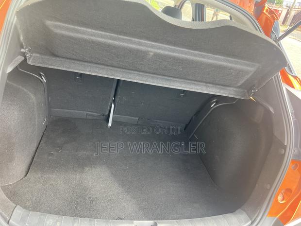 Nissan Kicks 2018 Orange