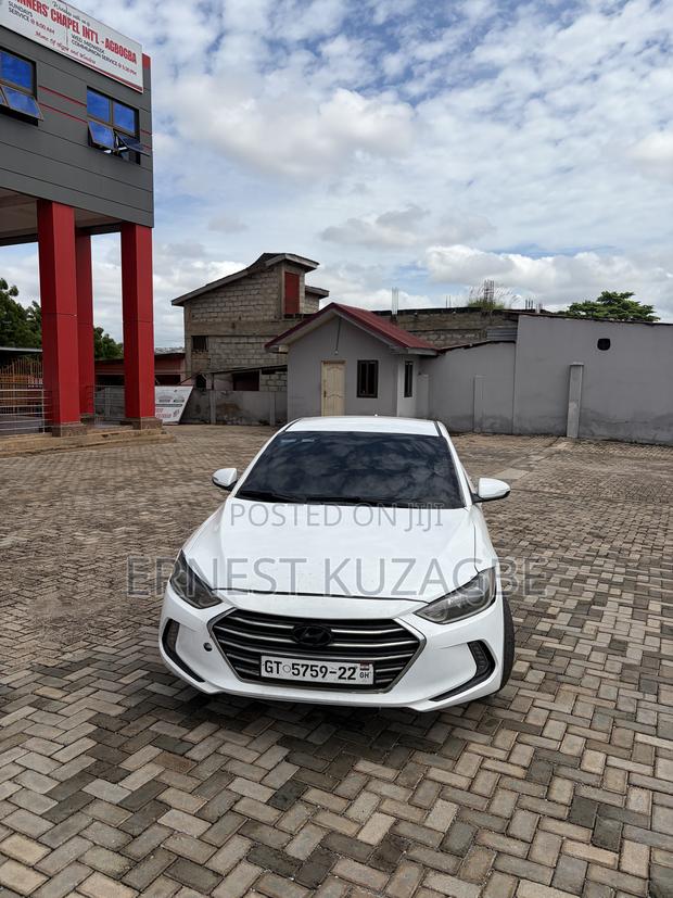 Hyundai Elantra 2017 White