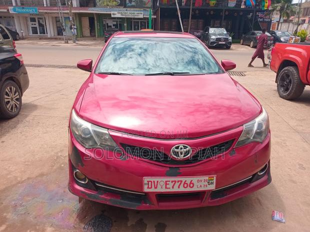 Toyota Camry 2014 Red
