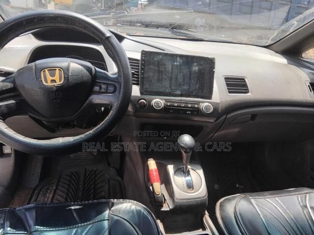 Honda Civic 1.8 DX Automatic 2008 White