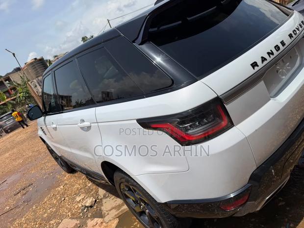 Land Rover Range Rover Sport 2020 White
