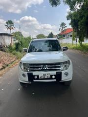 Mitsubishi Pajero 2010 White for sale