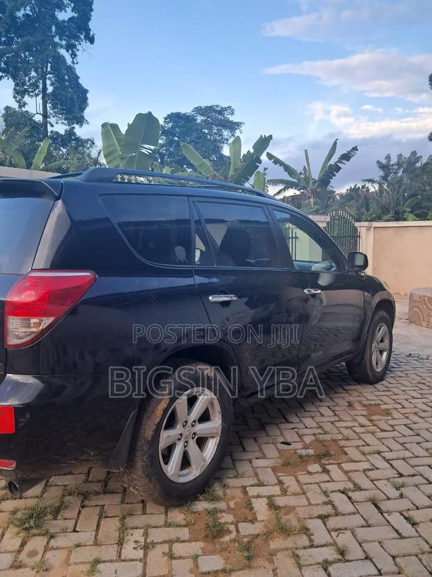 Toyota RAV4 2.5 4x4 2012 Black