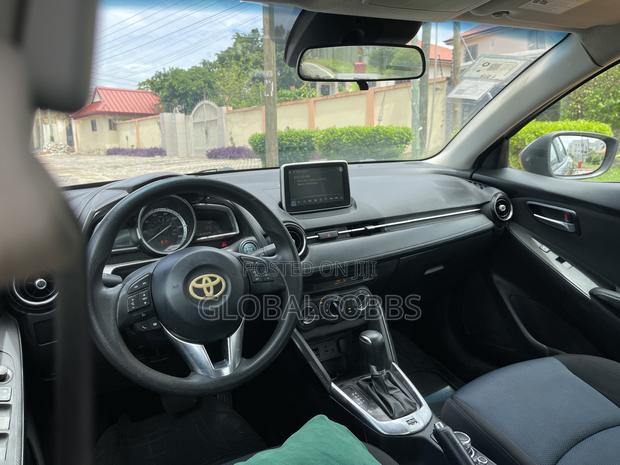 Toyota Yaris iA 1.5 FWD 2018 Gray