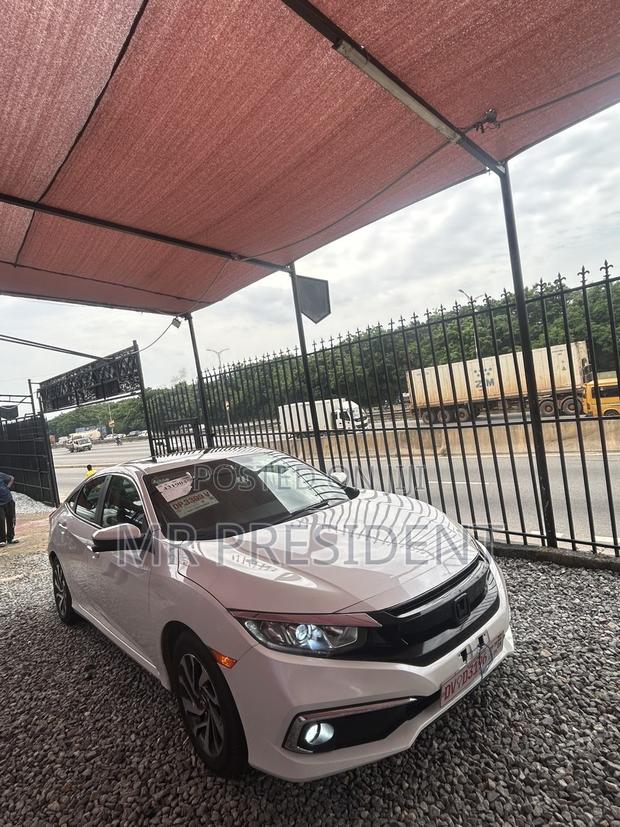 Honda Civic EX 4dr Sedan (2.0L 4cyl) 2017 White