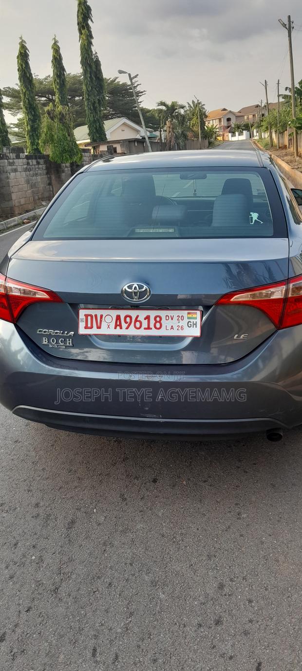 Toyota Corolla LE ECO 4dr Sedan (1.8L 4cyl CVT) 2017 Gray