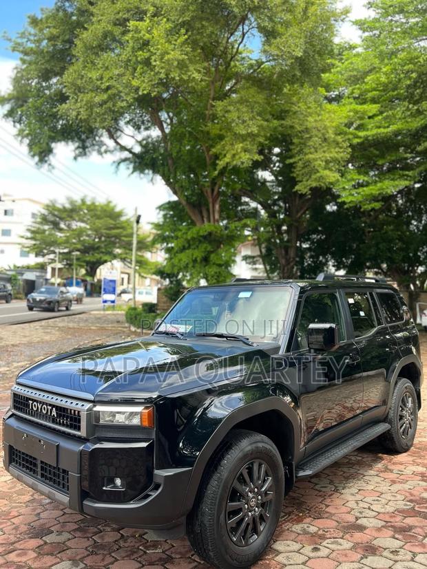 Toyota Land Cruiser Prado 2025 Black