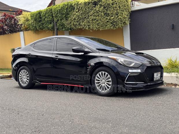 Hyundai Elantra GLS Sedan FWD (1.8L 4cyl 6M) 2013 Black