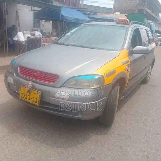 Opel Astra 2002 Gray