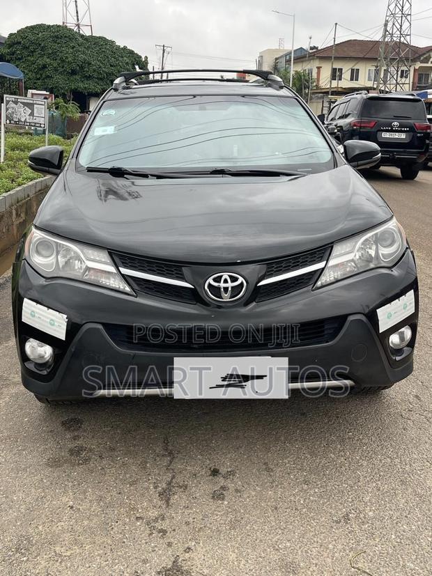 Toyota RAV4 Limited FWD (2.5L 4cyl 6A) 2016 Black