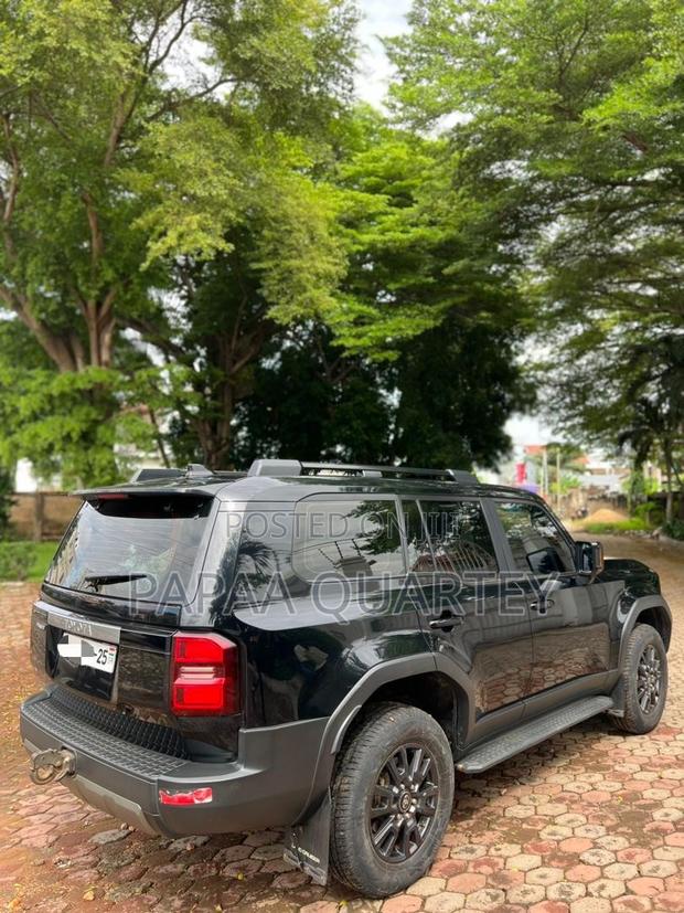 Toyota Land Cruiser Prado 2025 Black