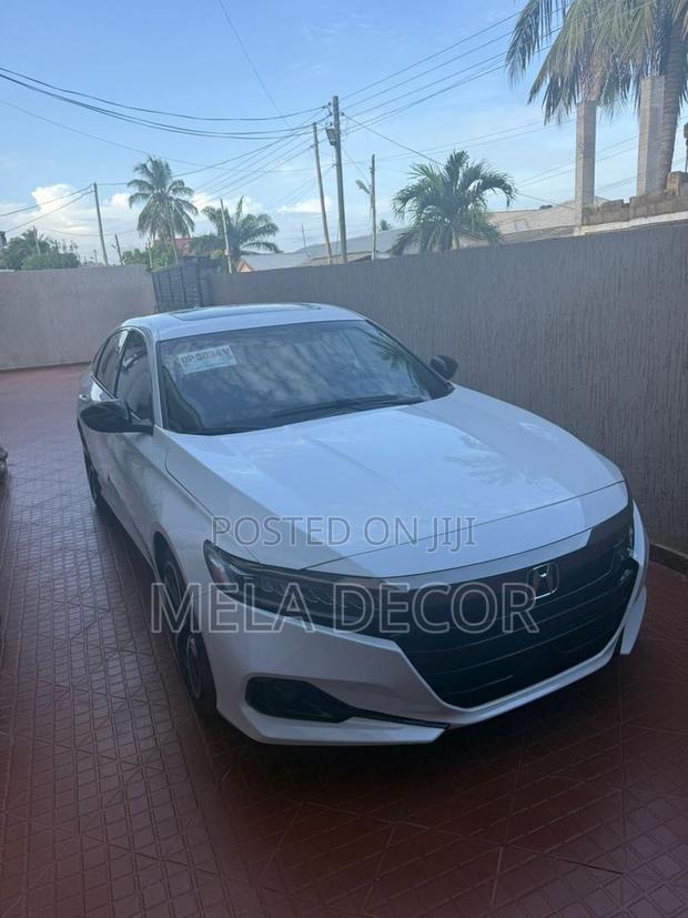 Honda Accord Sport 2.0T 2022 White
