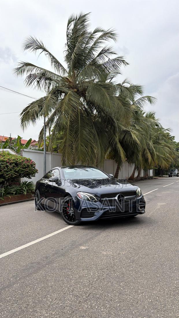 Mercedes-Benz E400 2018 Blue