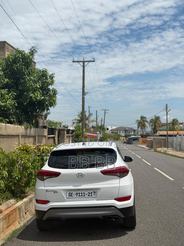Hyundai Tucson 2017 White