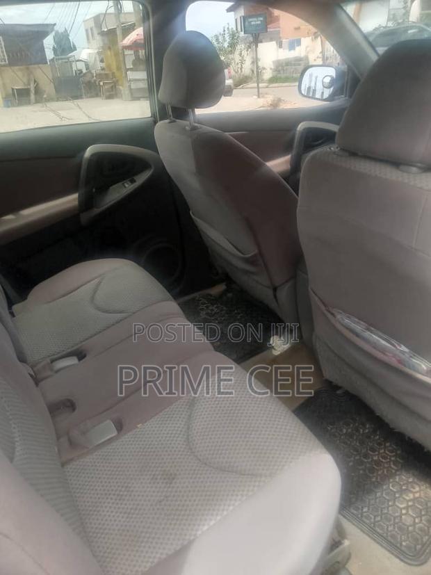 Toyota RAV4 2012 Black