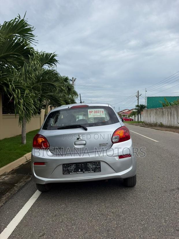 Mitsubishi Mirage 2019 Silver