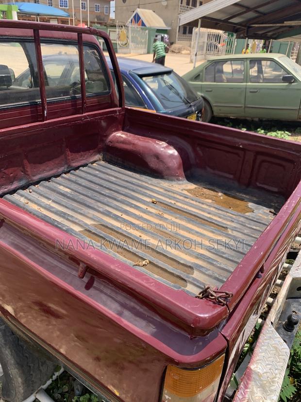 Toyota Hilux 1996 Burgundy