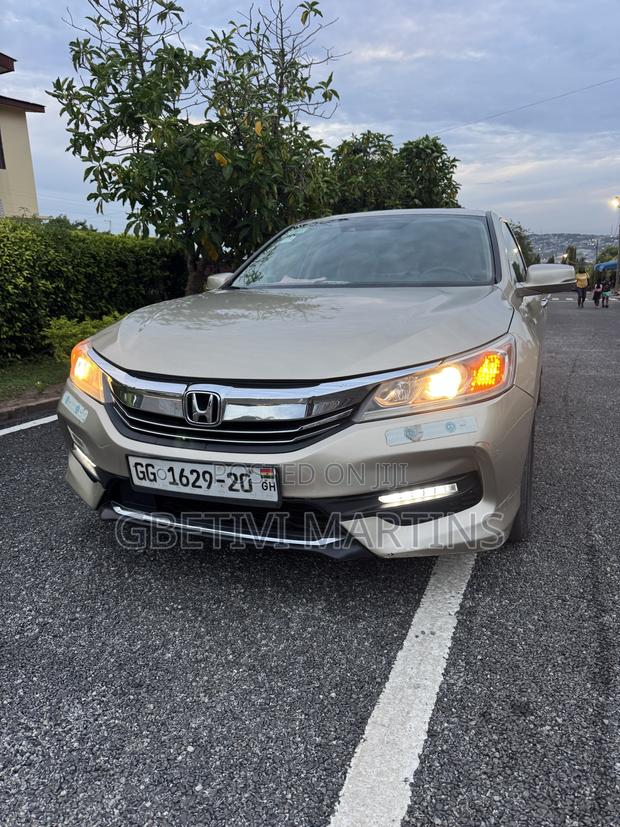 Honda Accord 2017 Gold