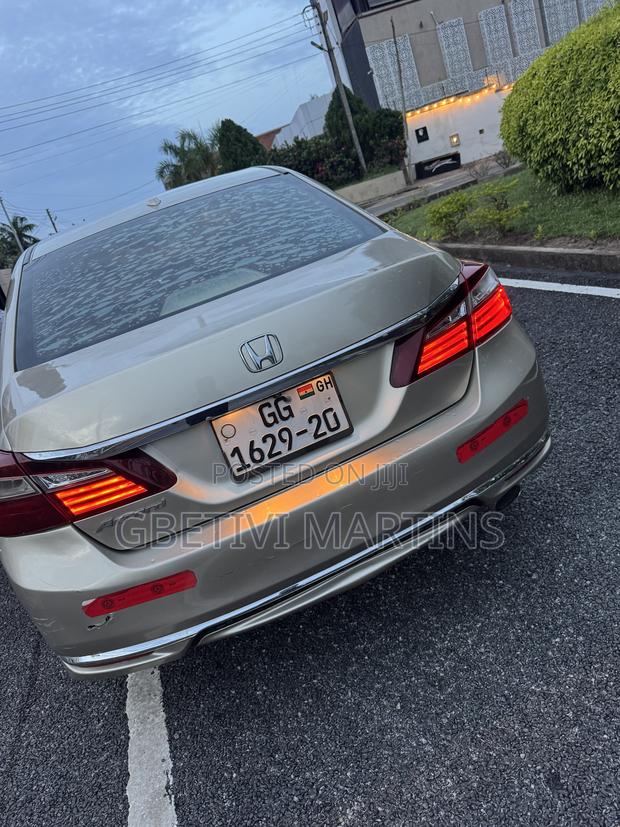 Honda Accord 2017 Gold