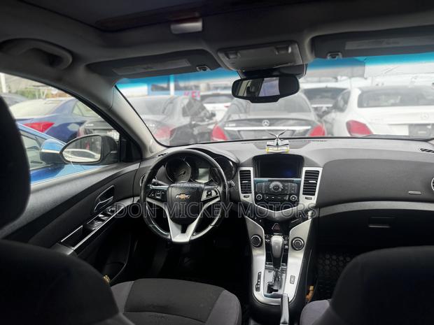 Chevrolet Cruze 2LT 4dr Sedan (1.4L 4cyl Turbo 6A) 2015 Black